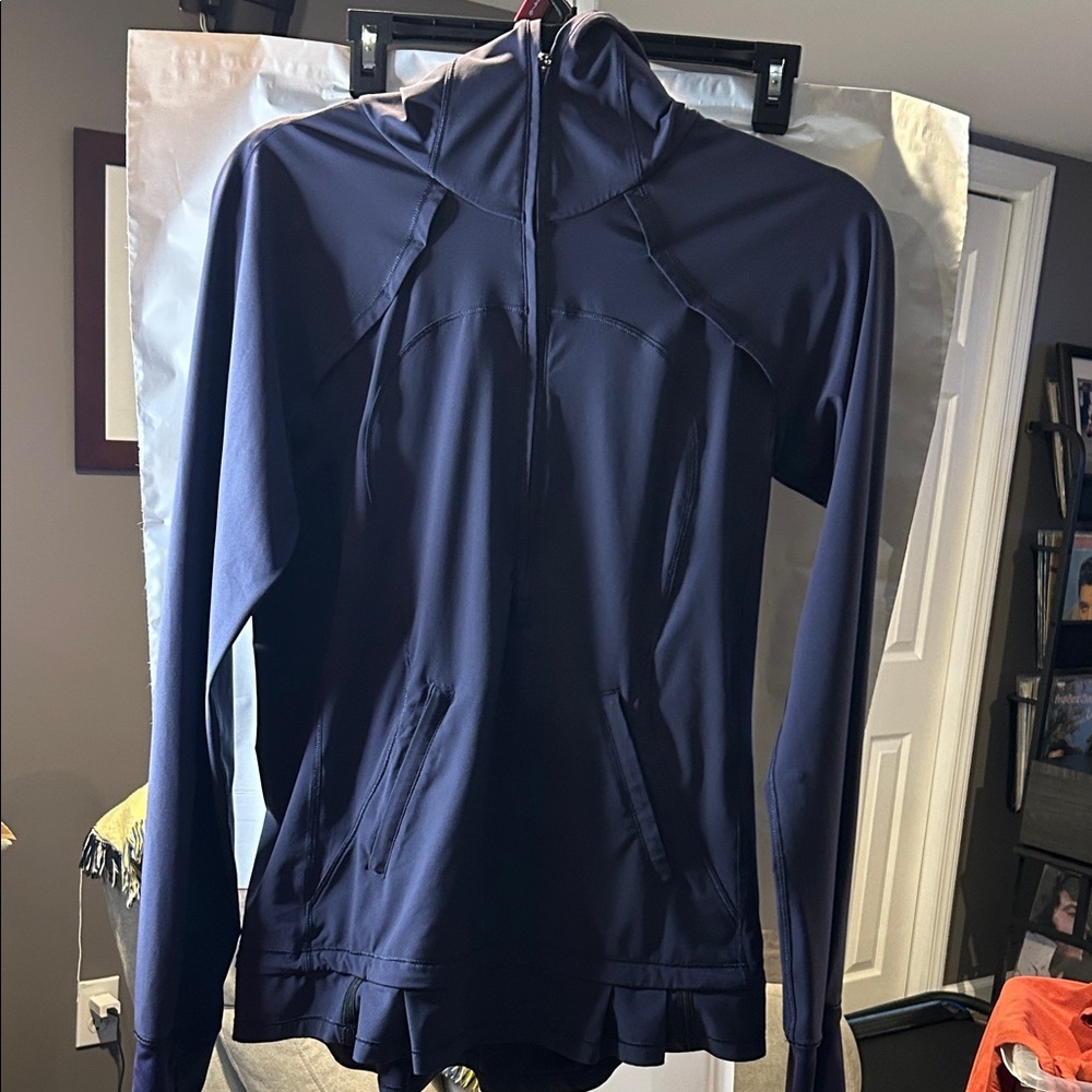 Lululemon Athletica Ponytail Navy Hooded Zip-Up Active Jacket Lightweight.